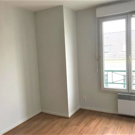 Rent this 2 bed apartment on 4 Rue Camille Pelletan in 78800 Houilles, France