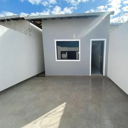 Buy this 2 bed house on Rua Santa Cruz in Jardim Panorama II, Montes Claros - MG