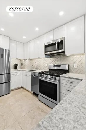 Image 5 - 400 East 85th Street, New York, NY 10028, USA - Apartment for sale