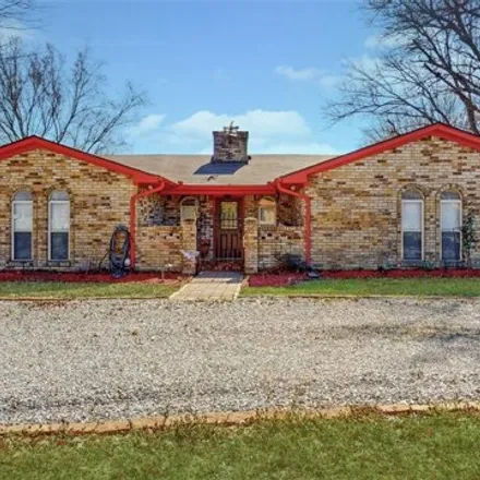 Buy this 3 bed house on 112 Hidden Lane in Red Oak, TX 75154