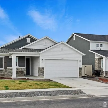 Buy this 3 bed house on 1311 Jensen Nature Park Trail in Syracuse, UT 84075