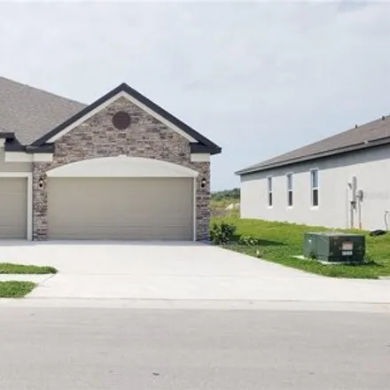 Rent this 4 bed house on Citrus Breeze Drive in Bradenton, FL 34208