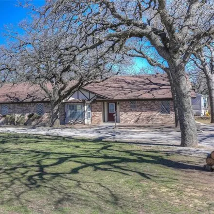 Buy this 4 bed house on South Mount Street in Chico, Wise County