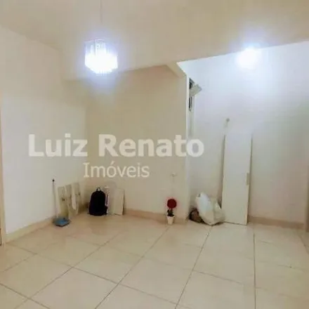 Rent this 2 bed apartment on Empório Árabe d'Hana in Rua Curitiba, Centro