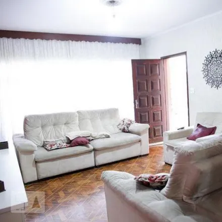 Rent this 6 bed house on Nova Elite Pães e doces in Avenida Morais Costa 485, São Lucas