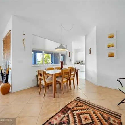 Image 7 - 4639 Poinciana Street, Lauderdale-by-the-Sea, Broward County, FL 33308, USA - Townhouse for sale