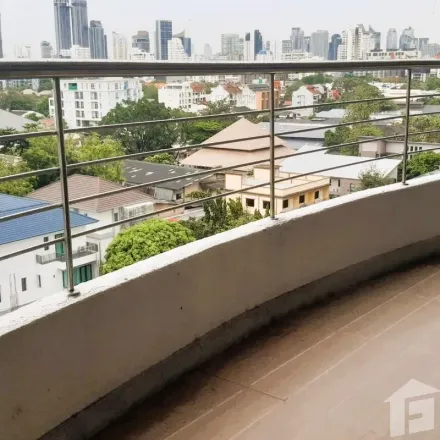 Image 1 - Supalai Place, 175, Soi Prachan Kadi, Vadhana District, Bangkok 10110, Thailand - Apartment for rent