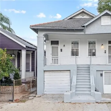 Rent this 2 bed house on 1211 Magazine Street in New Orleans, LA 70130