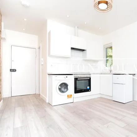 Rent this studio apartment on Thorne House in Brent Street, London