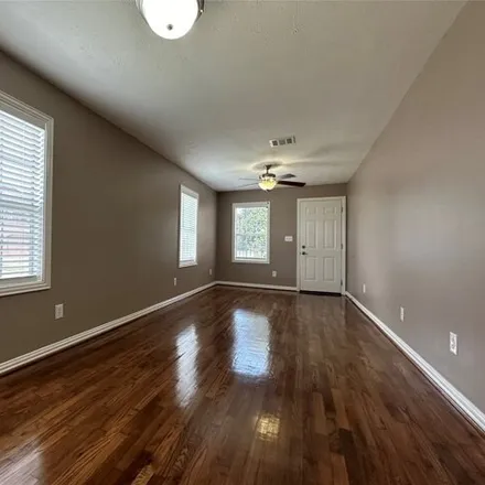 Image 2 - 2909 Wentworth St, Houston, Texas, 77004 - House for rent