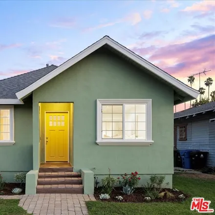 Image 1 - 2324 West 30th Street, Los Angeles, CA 90018, USA - House for sale