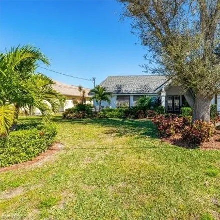 Image 3 - 1345 Southeast 20th Court, Cape Coral, FL 33990, USA - House for sale