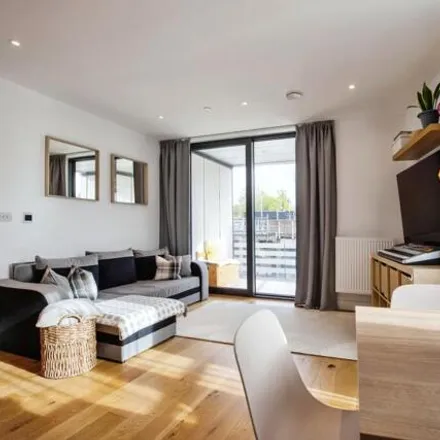 Buy this 1 bed apartment on Brick Kiln 2 in Station Road, London