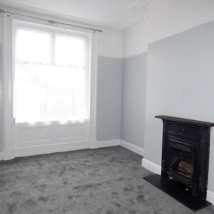 Image 6 - College Drive, South Shields, NE33 3DX, United Kingdom - Apartment for rent