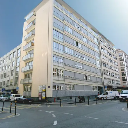 Rent this 2 bed apartment on Rue Dancet 11 in 1205 Geneva, Switzerland