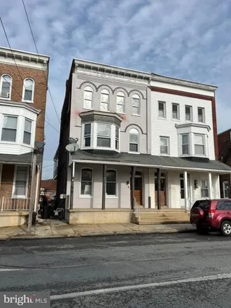 Image 1 - 9 Carlisle Avenue, York, PA 17401, USA - House for sale