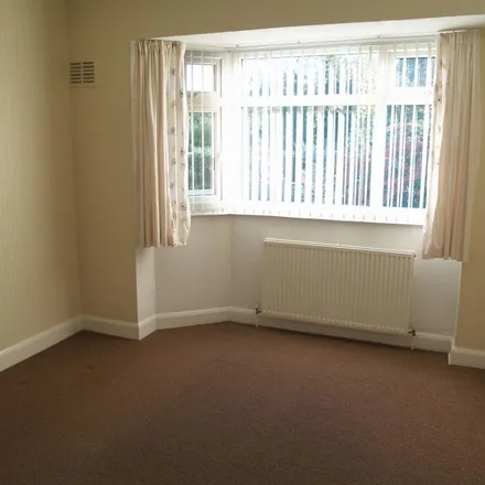 Rent this 3 bed apartment on 79 Knightsbridge Road in Ulverley Green, B92 8RF