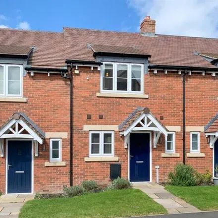 Buy this 2 bed townhouse on Hays Meadow in Ettington, CV37 7FD