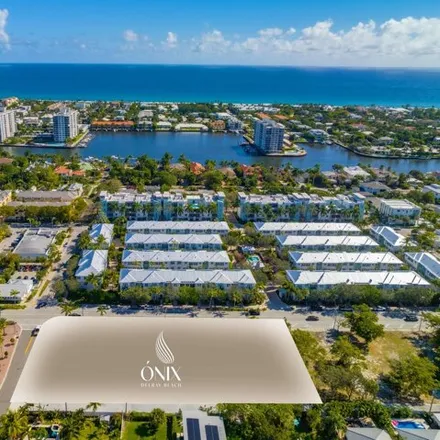 Buy this 3 bed condo on 320 Southeast 5th Avenue in Delray Beach, FL 33483