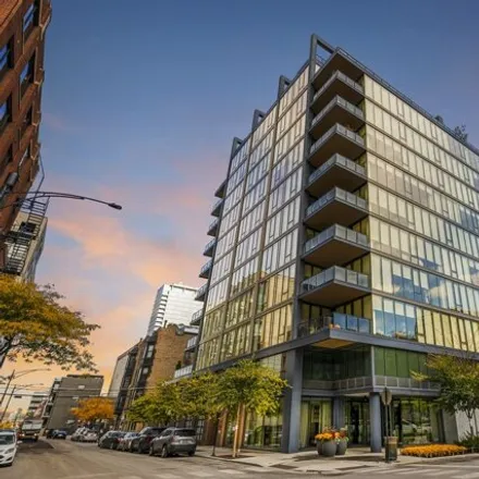 Buy this 6 bed condo on Superior House in 366 West Superior Street, Chicago