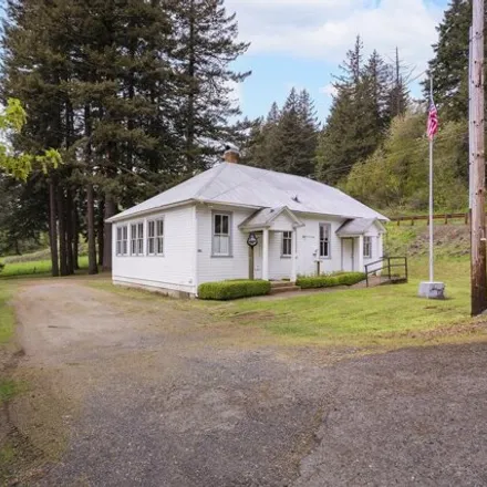 Buy this studio house on Prindle School in Evergreen Highway, Prindle