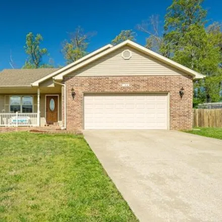 Buy this 3 bed house on 1550 Lyle Curtis Circle in Waynesville, MO 65583