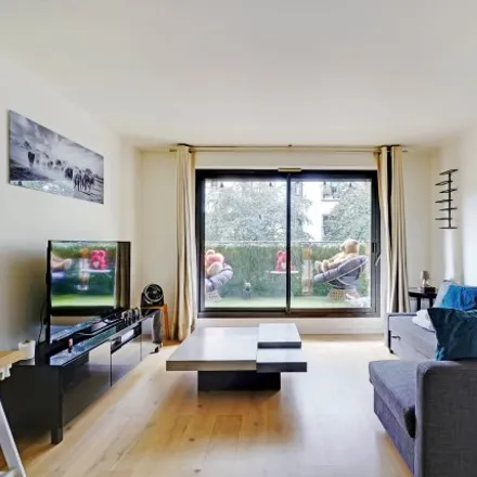 Rent this 1 bed apartment on Boulogne-Billancourt in Silly-Galliéni, FR