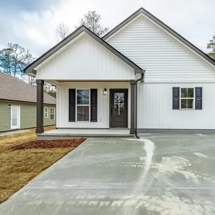 Buy this 3 bed house on 302 Warrenfells Street in LaFayette, GA 30728