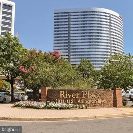Image 1 - River Place East, 1021 Arlington Boulevard, Arlington, VA 22209, USA - Condo for sale