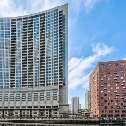 Buy this 1 bed condo on Riverbend in 333 North Canal Street, Chicago