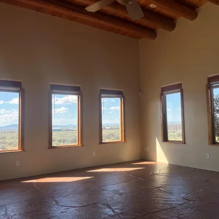 Image 7 - 45 Vista Linda Road, Taos County, NM 87557, USA - Loft for sale