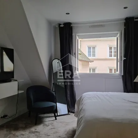 Rent this 3 bed apartment on 11 Rue aux Juifs in 76000 Rouen, France
