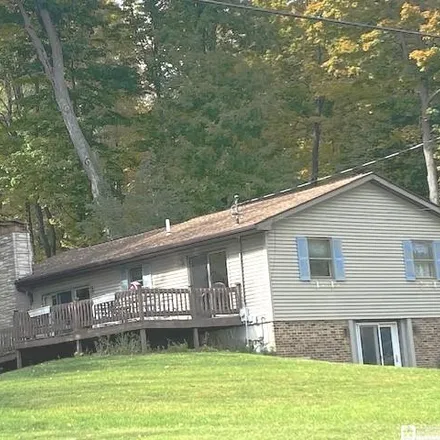 Buy this 4 bed house on 5429 Tinkertown Drive in Chautauqua, Chautauqua County