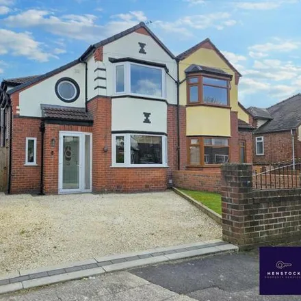 Buy this 3 bed duplex on Inchfield Road in Manchester, M40 5QH