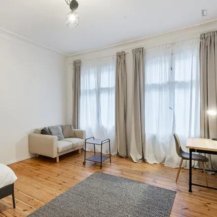 Rent this 1 bed apartment on Sonnenallee 147 in 12059 Berlin, Germany