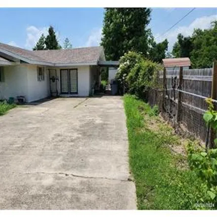 Buy this 3 bed house on 2801 Smith Ferry Road in Calcasieu Parish, LA 70669