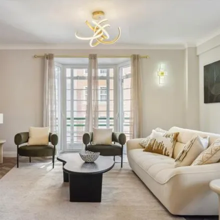 Rent this 3 bed apartment on Dorset House in Gloucester Place, London