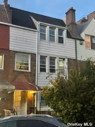 Buy this 9 bed house on 23-41 33rd Avenue in New York, NY 11106