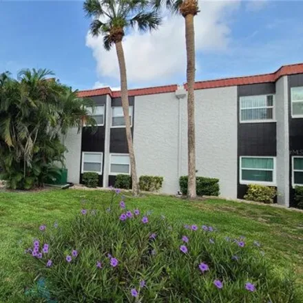 Rent this 2 bed condo on Beneva Road in Sarasota County, FL