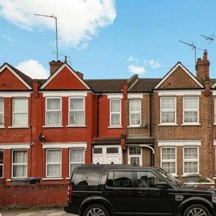Buy this 3 bed townhouse on Brenthurst Road in Dudden Hill, London