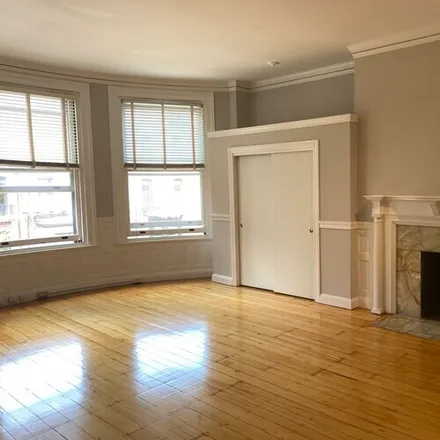 Rent this studio apartment on 273 Commonwealth Ave