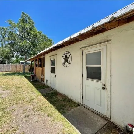 Image 4 - 2899 Fm 1685, Victoria, Texas, 77905 - House for sale
