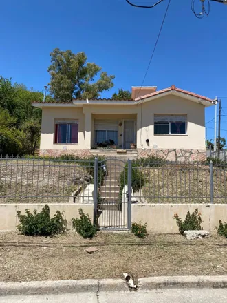 Buy this 2 bed house on Rosario 300 in Villa El Dominador, Municipio de La Falda