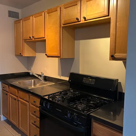 Rent this 1 bed apartment on Shoreline Park in 4920-4980 North Marine Drive, Chicago