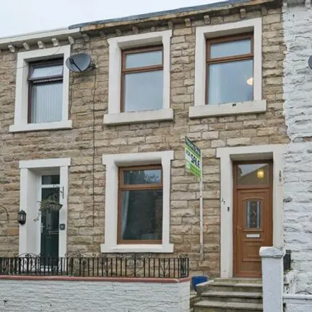 Buy this 3 bed townhouse on Bank Street in Padiham, BB12 8HQ