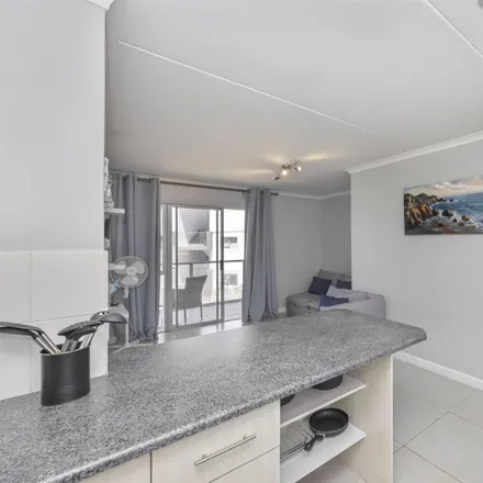 Image 3 - Bloubergstrand Beach, 2 Marine Dr, Table View, Cape Town, 7441, South Africa - Apartment for rent