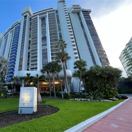 Rent this 3 bed condo on 4 Island Avenue West in Miami Beach, FL 33139