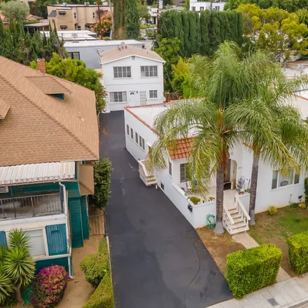 Image 2 - 8985 Keith Avenue, West Hollywood, CA 90069, USA - Townhouse for sale