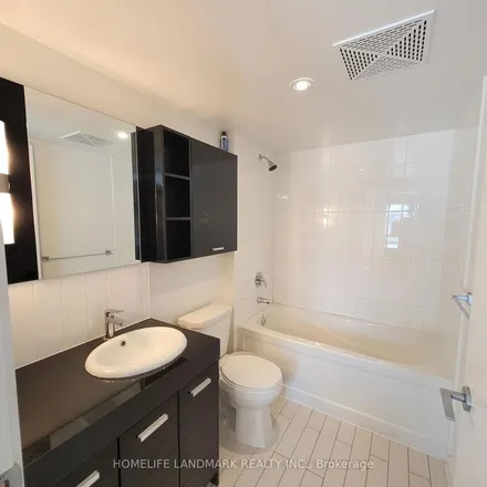 Image 3 - Discovery E, Esther Shiner Boulevard, Toronto, ON M2K 0B3, Canada - Apartment for rent