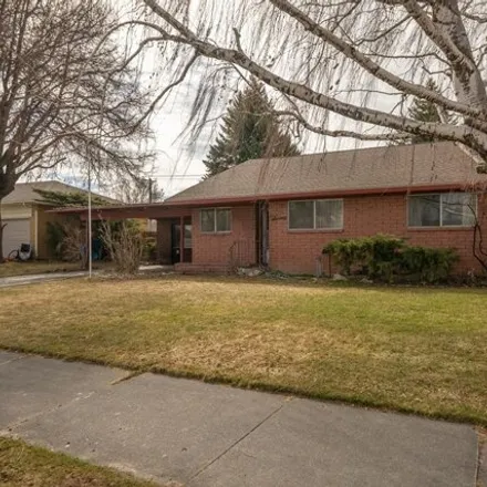 Buy this 3 bed house on Econo Lodge Near Snake River in Whittier Street, Idaho Falls